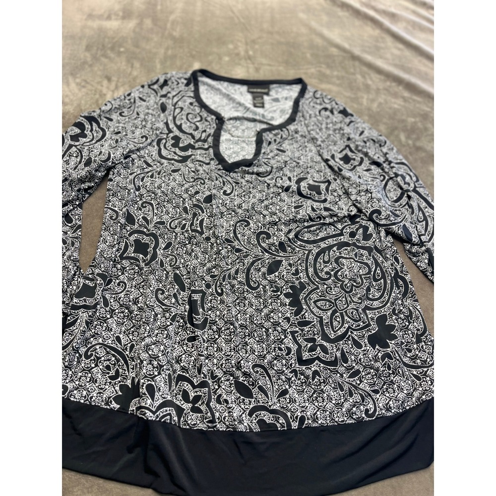 Lane Bryant Womens Black White Paisley Chain Neck Tunic Top Blouse Size 18/20
